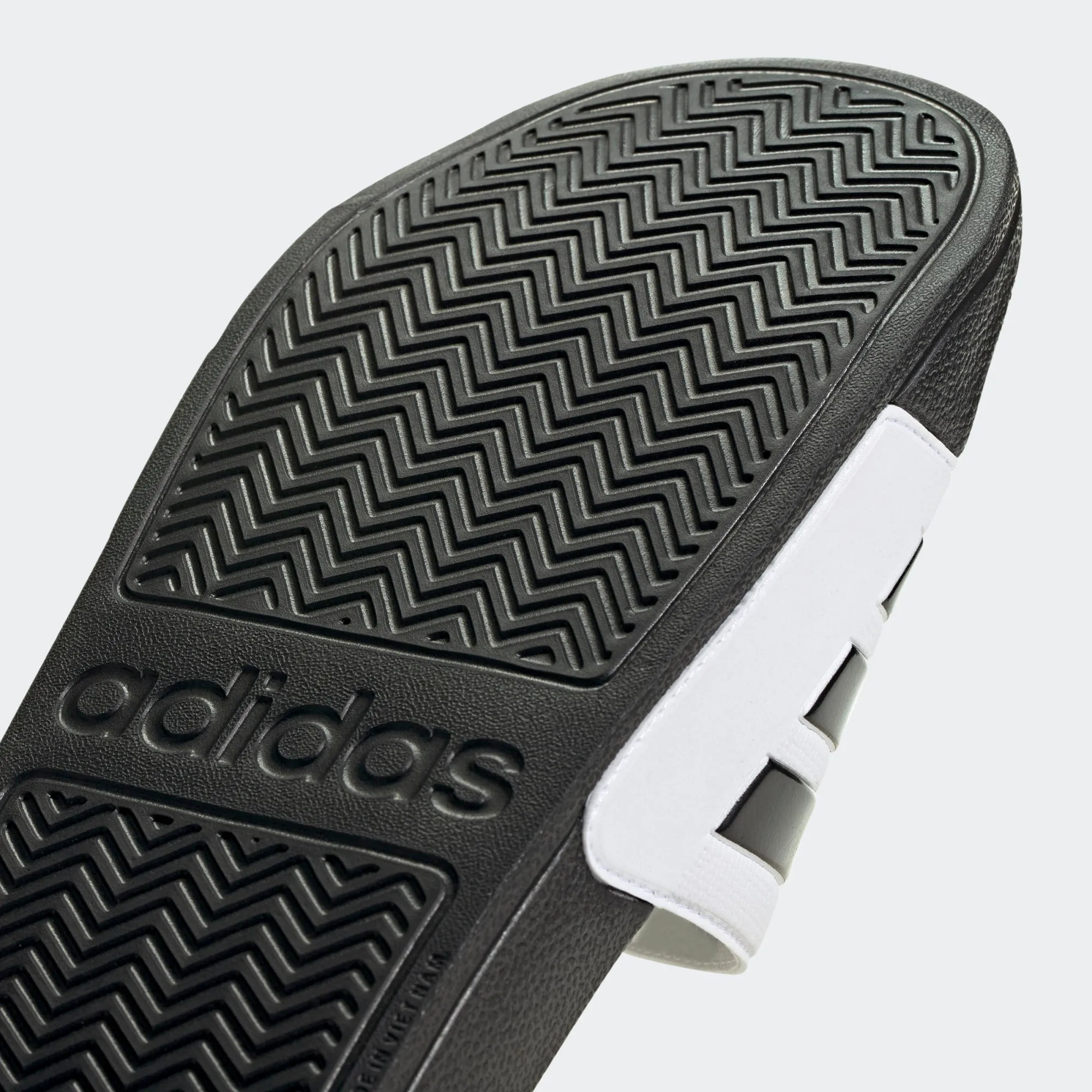 ADILETTE SHOWER SLIDES Cloud White / Core Black / Matte Gold-Fw7075