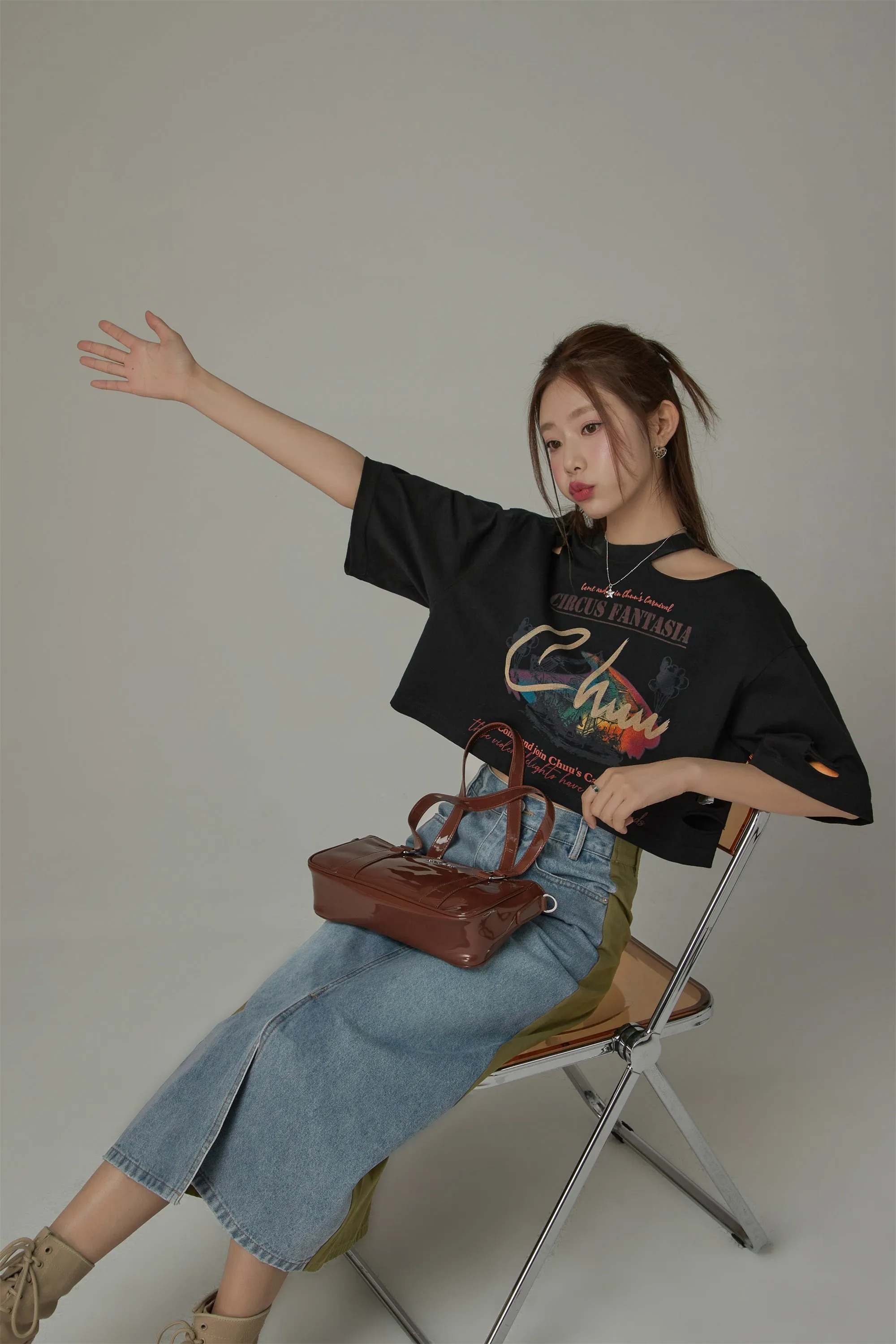 Chuu Carnival Slit Cropped T-Shirt