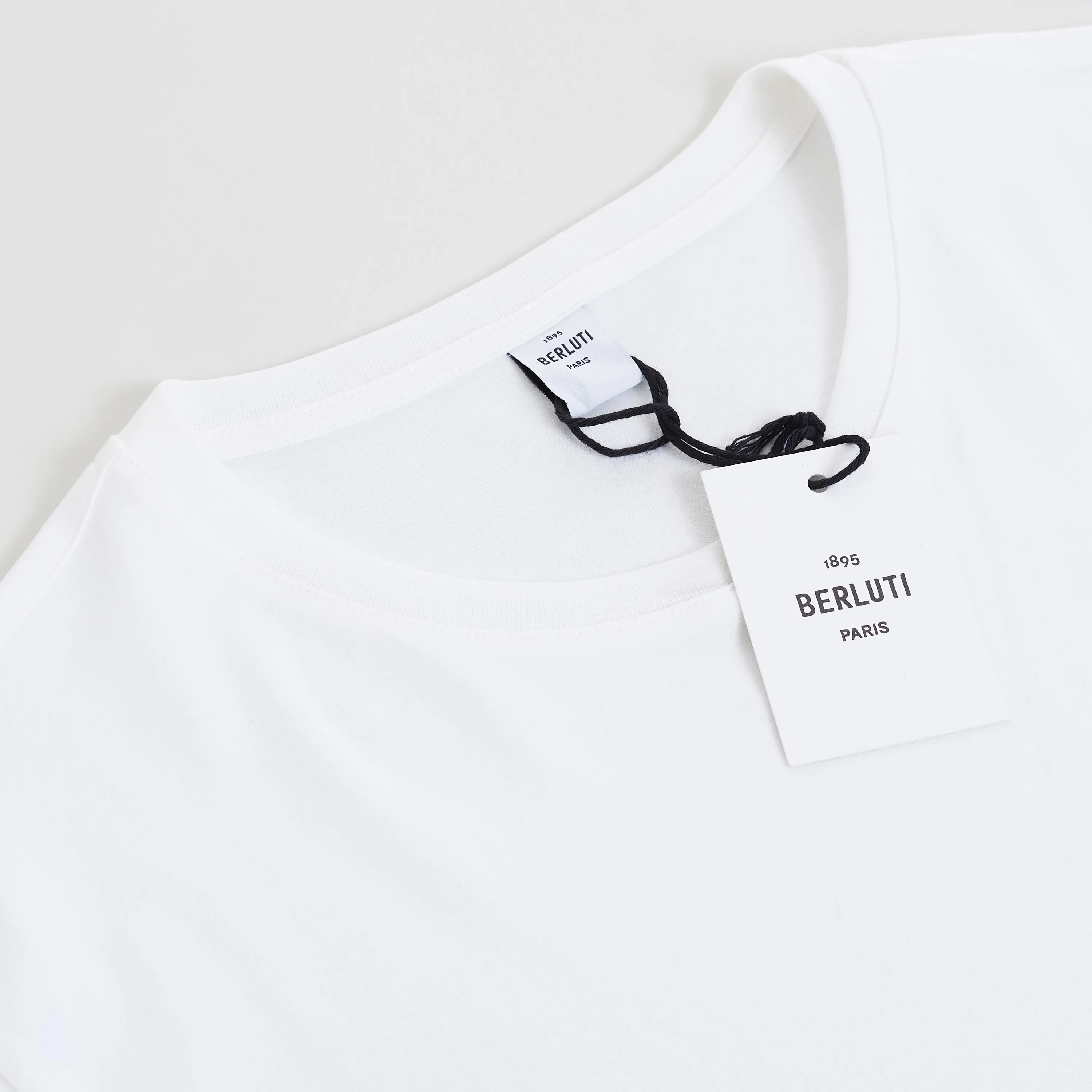 Embroidered B Logo T-Shirt In White Cotton